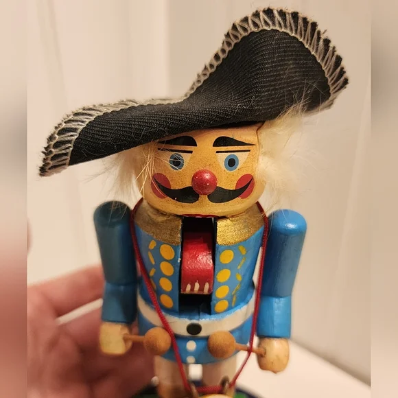 Vintage 1984 Schmid Nutcracker Rotating Music Figure